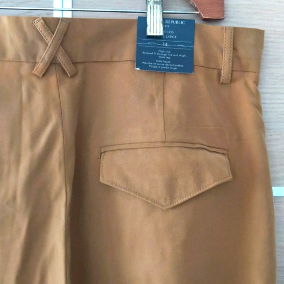 Banana Republic high wasted, wide leg dress pant, size 14 - Picture 4 of 7